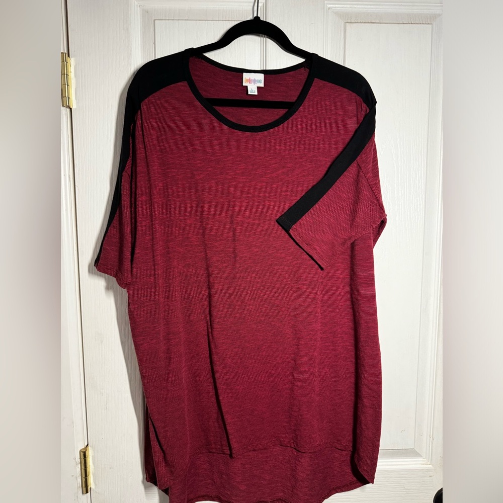 LuLaRoe Irma high-low tunic